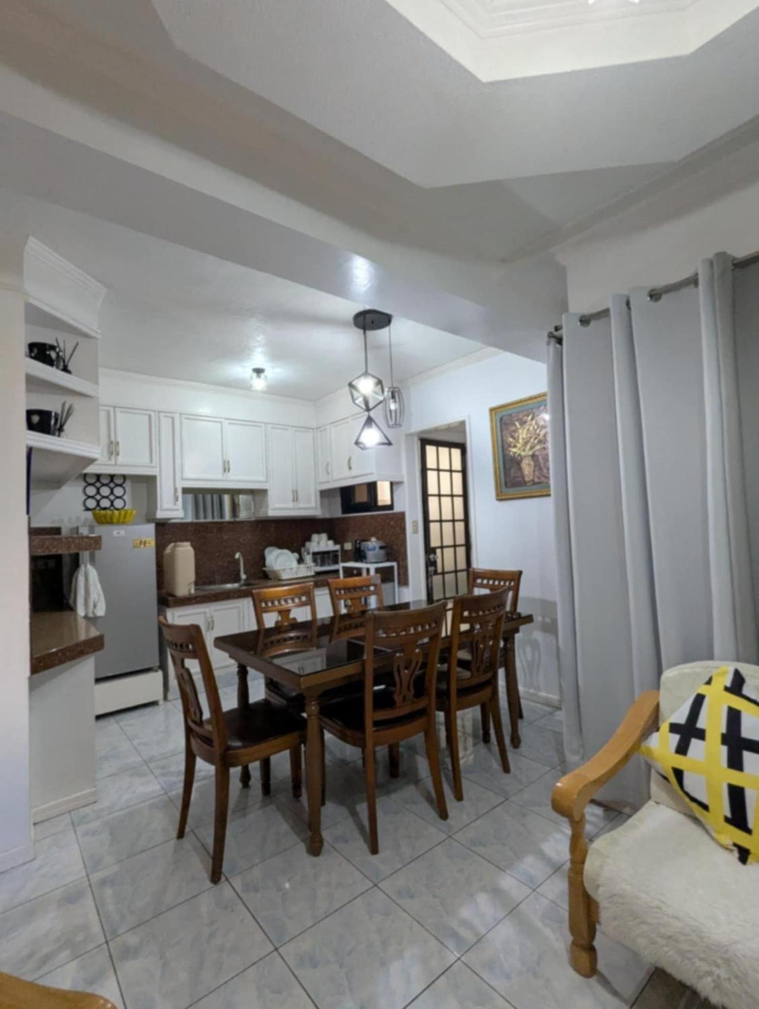 Emiliez Place Багио Экстерьер фото